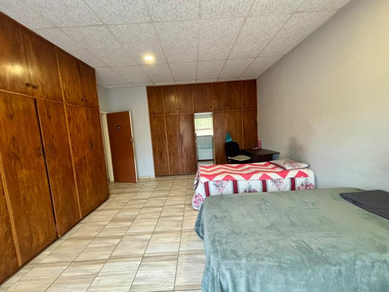 16 Bedroom Property for Sale in Brandwag Free State